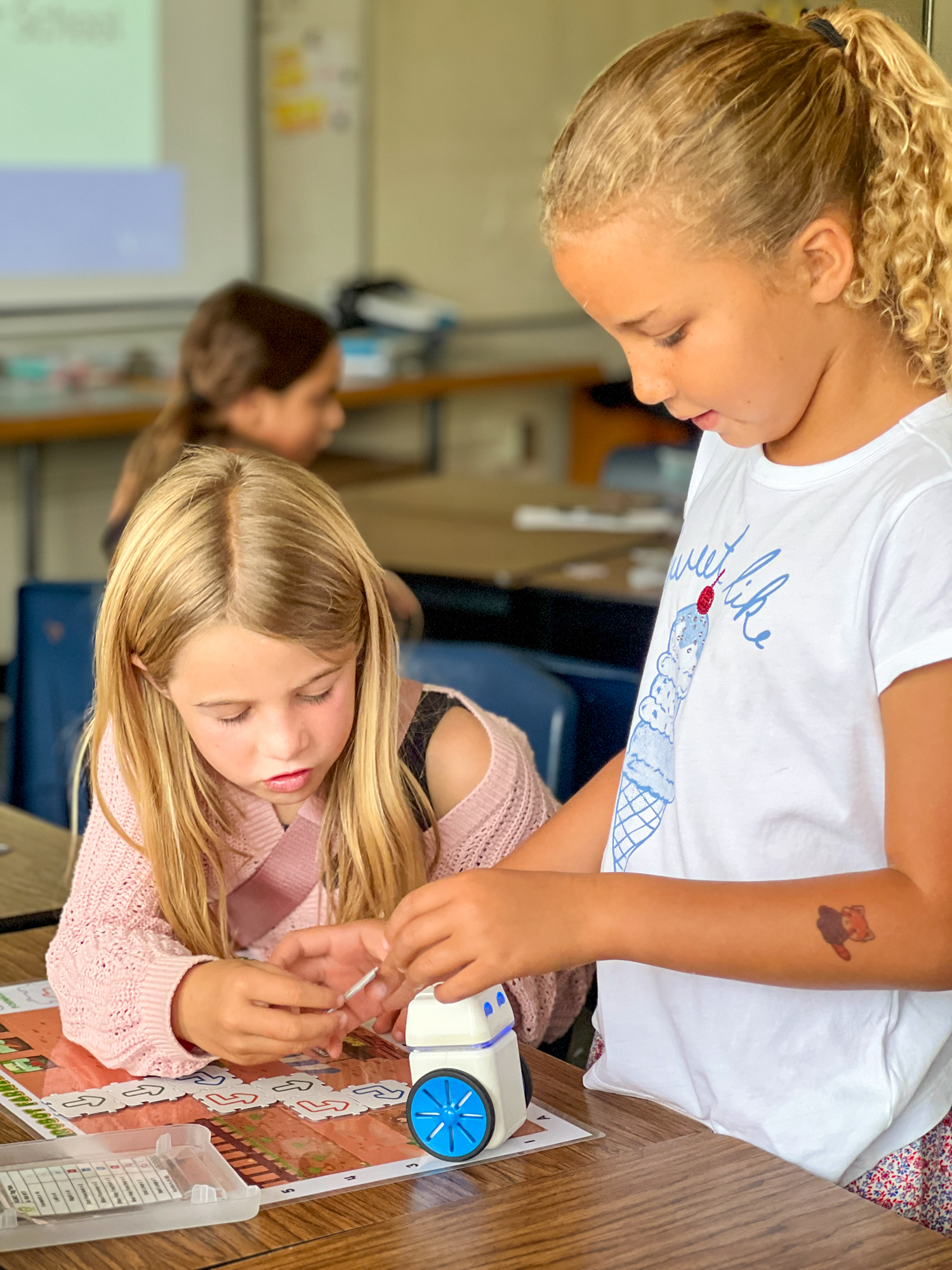 Young Einstein: BrainyBots